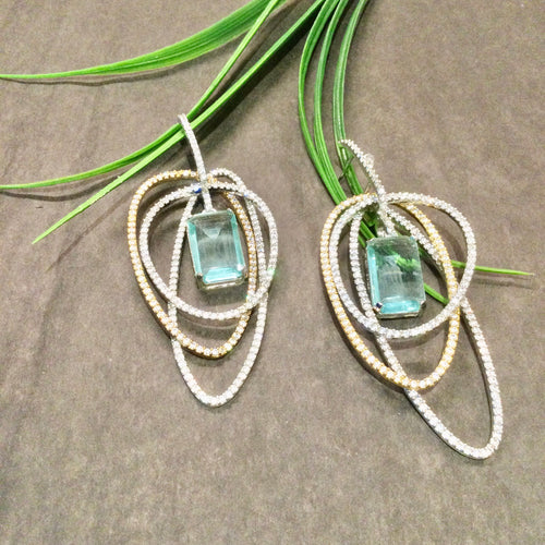 SG4248 EARRING BIG AD WITH CENTER AQUA STONE