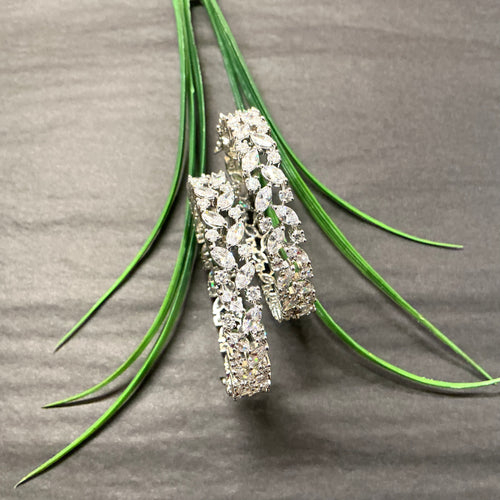 RK95 BRACELET 2 LINE LEAF CZ PAIR 2.2