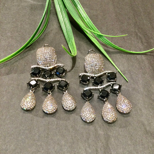 SG4136 EARRING CZ 3 LINE BLACK STONES LONG