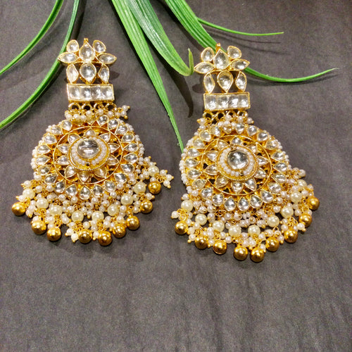 VD184 EARRING GOLD MEDIUM CHANDBALI