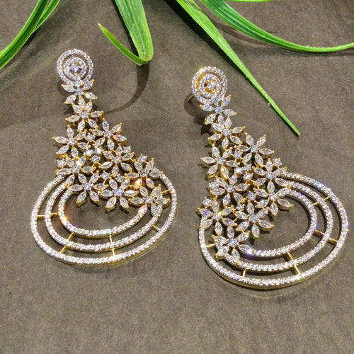 SG4125 EARRING CZ GOLD FLOWERS