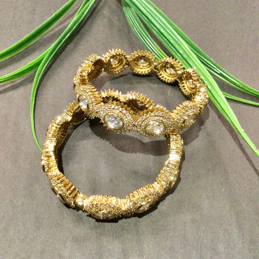 SG4373 BANGLE PAIR AD WITH ALL WHITE 2.0