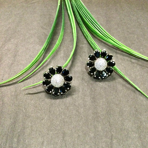 GA925 EARRING FLOWER STUDS