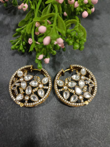 MJ10 EARRING CIRCLE CLEAR POLKI