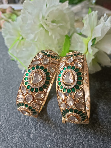 PP6932 BRACELET POLKI AND EMERALD SIZE 2.2