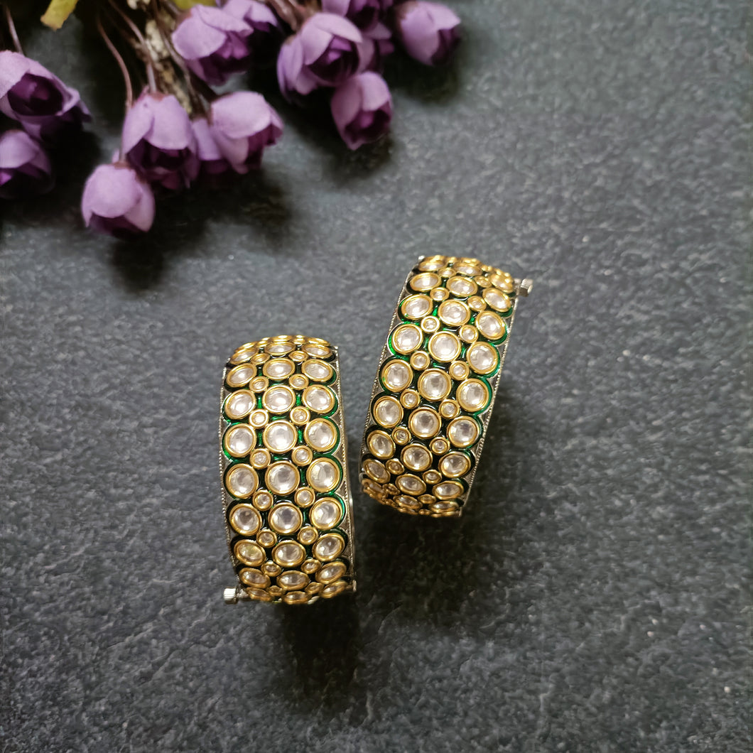 PP6995 BRACELET THICK MULTILINE KUNDAN WITH GREEN HINT PAIR SIZE 2.2