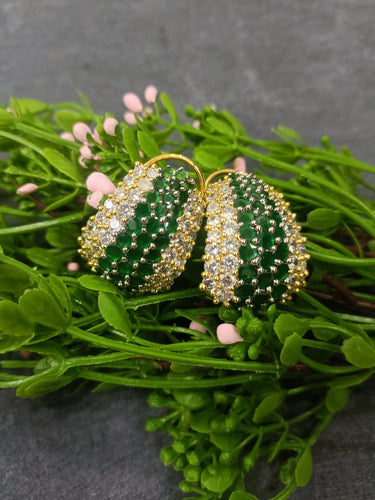 PP7158 EARRING GREEN HOOPS
