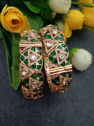 PP7183 BARCELET GREEN KUNDAN PAIR SIZE 2.2