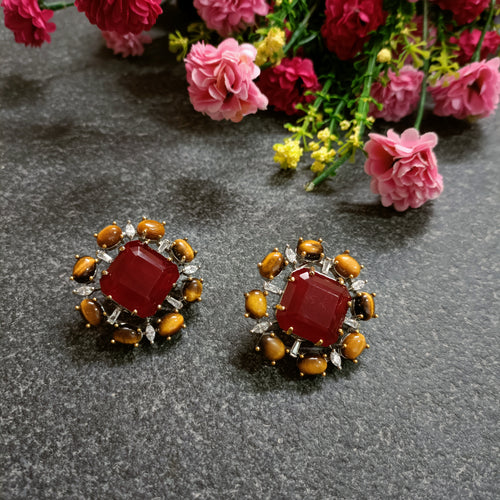 PP6541 EARRING SQUARE RED STUDS CZ BROWN STONE OUTLINE