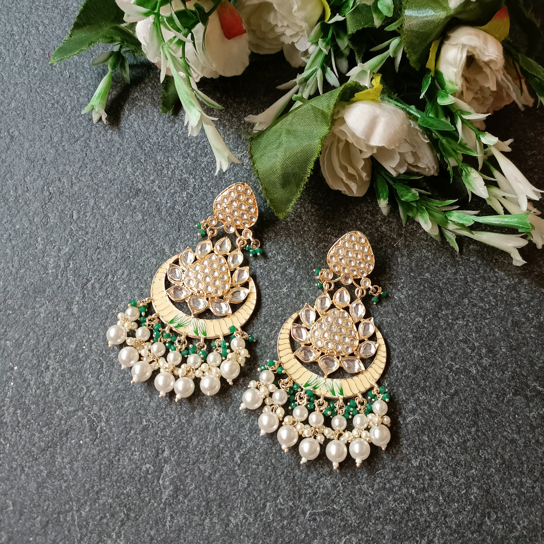 PP6563 EARRING  KUNDAN GREEN BALI