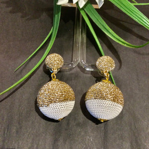 SG3741 EARRINGS GOLD DROP OFF WHITE