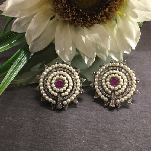 GA349 Earring Pearl Spiral Center Ruby Studs