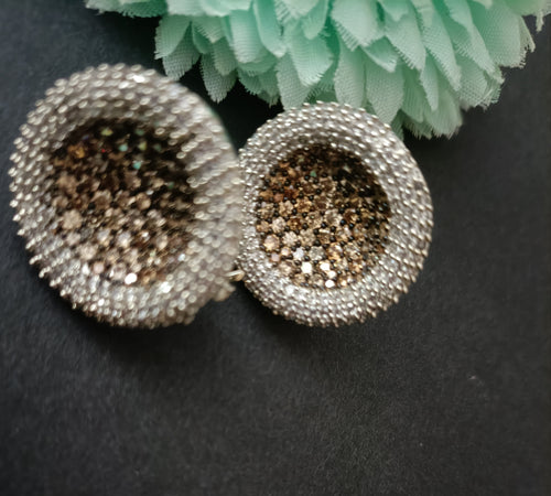PP5527 EARRING PAVE STUDS CHAMPAGNE
