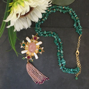 TD1553 GLAMOUR GREEN STONES LONG WITH CENTER PINK PENDANT AND TASSELS